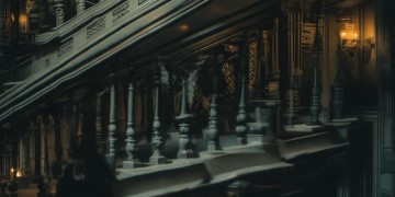 物业给扫楼道合理吗？